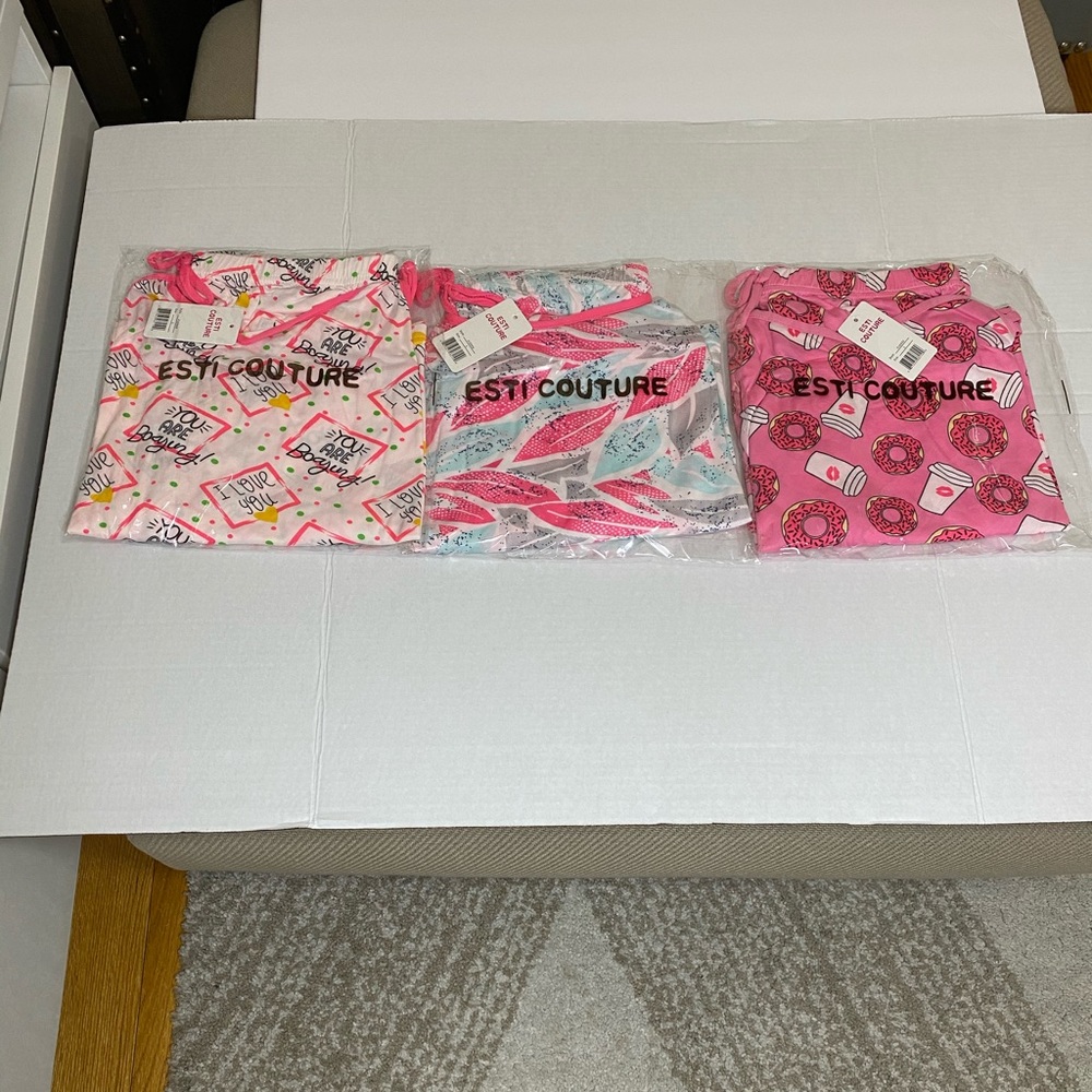 Bundle of 3 comfy pajamas sets